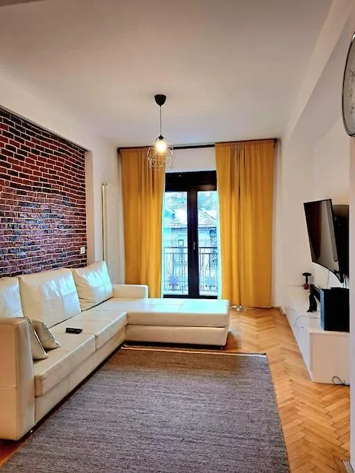 Classy Apartment With Parking In The City Center Bucharest
