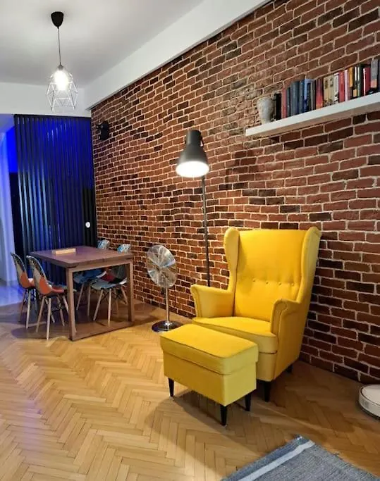 Classy Apartment With Parking In The City Center Bucharest Romania