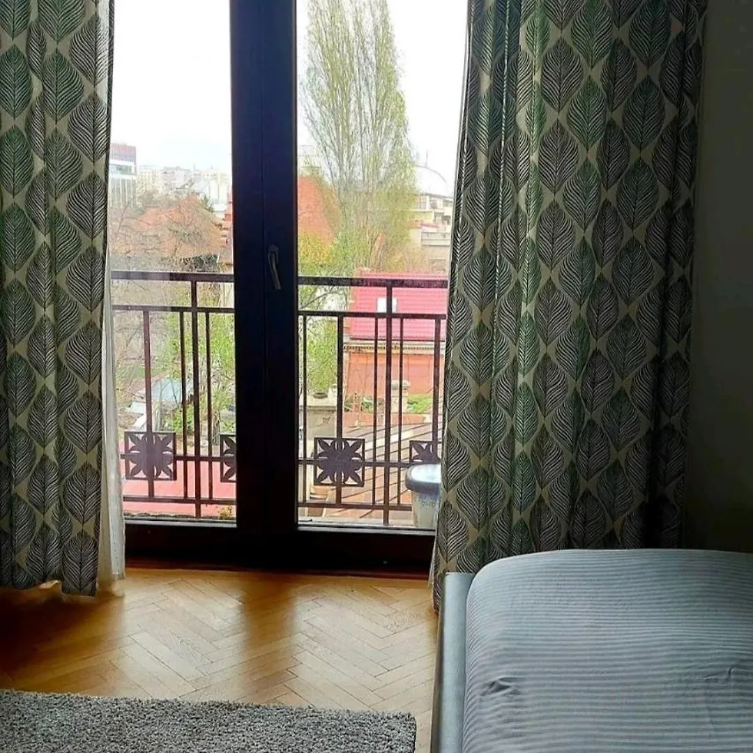 Classy Apartment With Parking In The City Center Bucharest